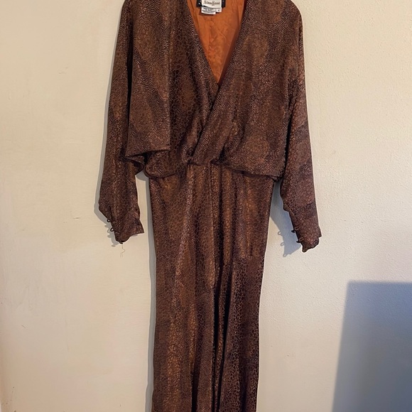 Saint Romei Pure Silk /Neiman Marcus. - Picture 1 of 6